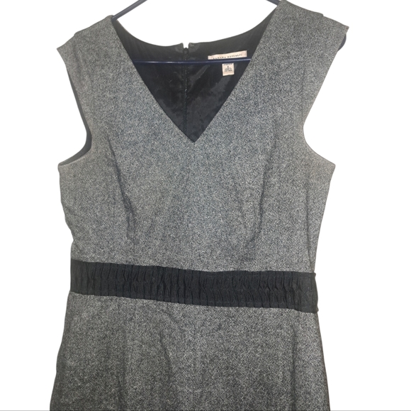 Banana Republic Wool Gray Tweed Sheath Dress - Picture 4 of 11